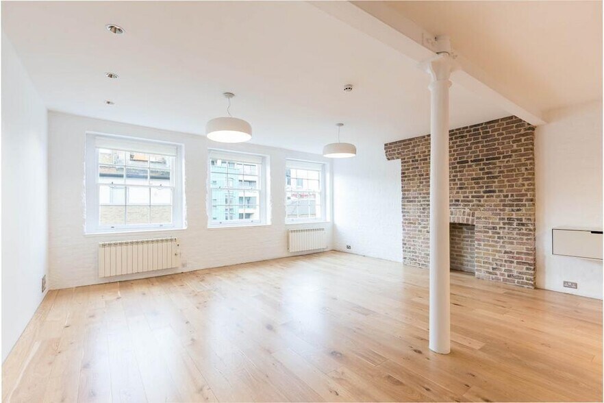 23 Charlotte Rd, London to rent - Building Photo - Image 3 of 12