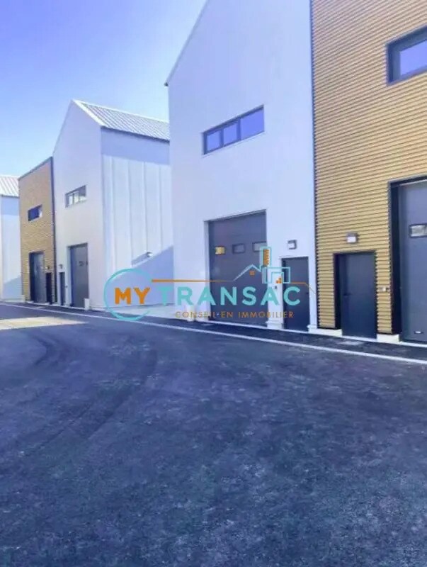 Light Industrial in Bagnolet to rent Building Photo- Image 1 of 7