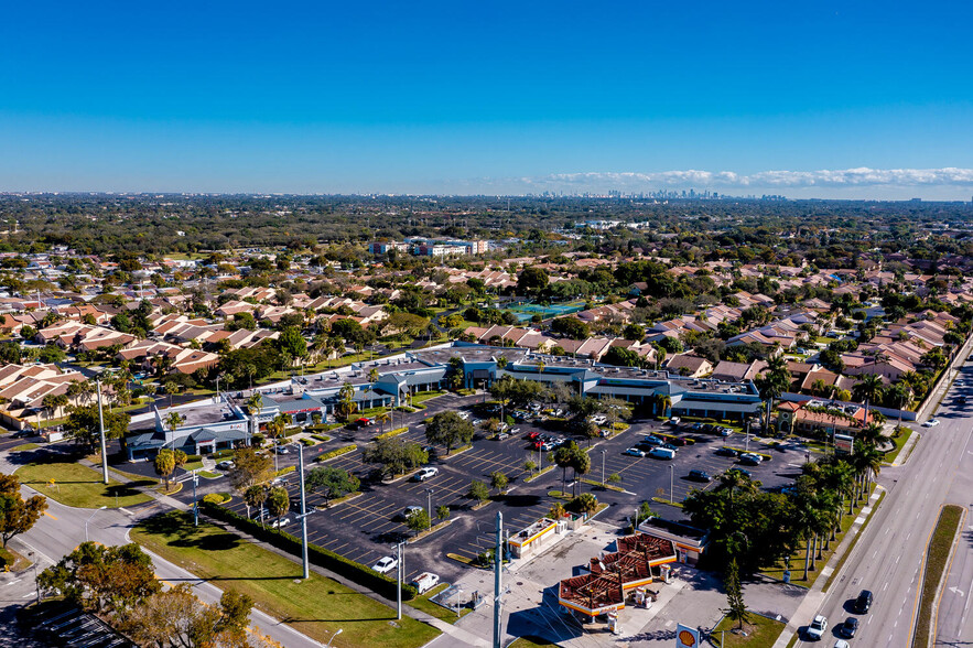 11523-11631 N Kendall Dr, Miami, FL for rent - Building Photo - Image 3 of 6