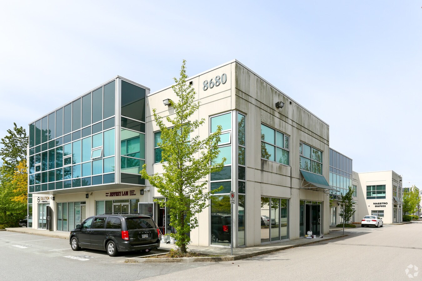 8680 Cambie Rd, Richmond, BC V6X 2E8 UK