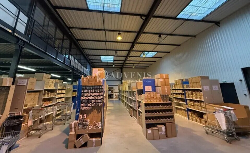 Light Industrial in Fleurieux-sur-l'Arbresle for sale - Building Photo - Image 1 of 5