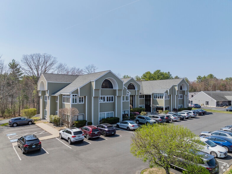 90 Stiles Rd, Salem, NH to rent - Building Photo - Image 2 of 5