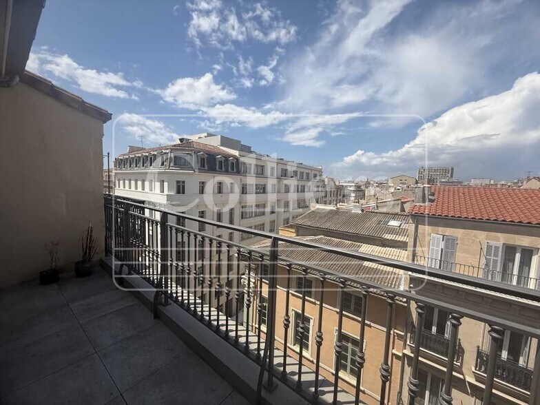 Office in Marseille to rent - Building Photo - Image 3 of 7