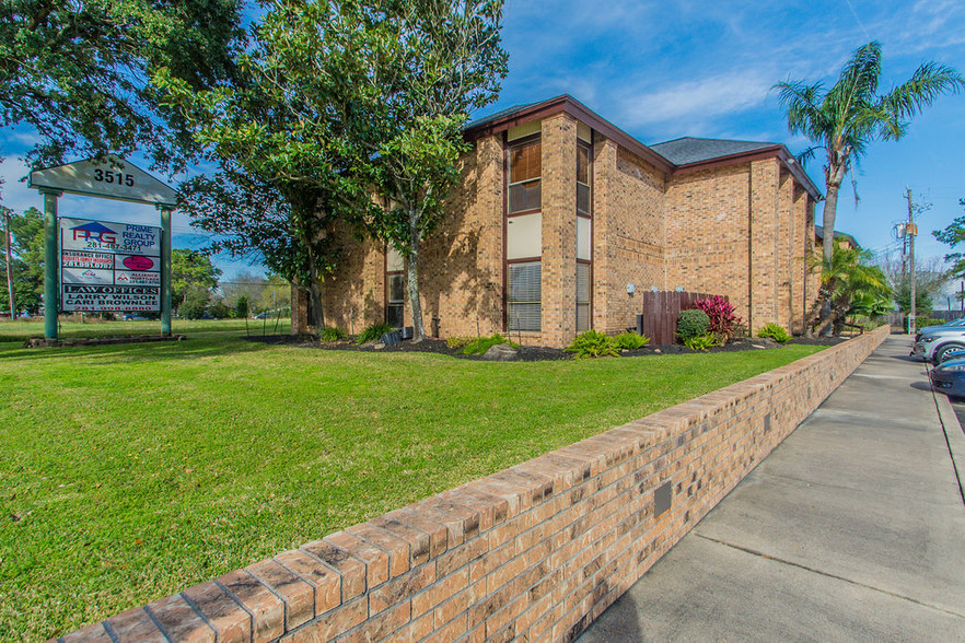 3515 Preston Ave, Pasadena, TX for sale - Building Photo - Image 1 of 1