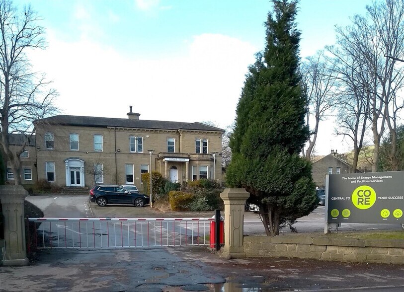 Park Rd, Elland for sale - Primary Photo - Image 1 of 1