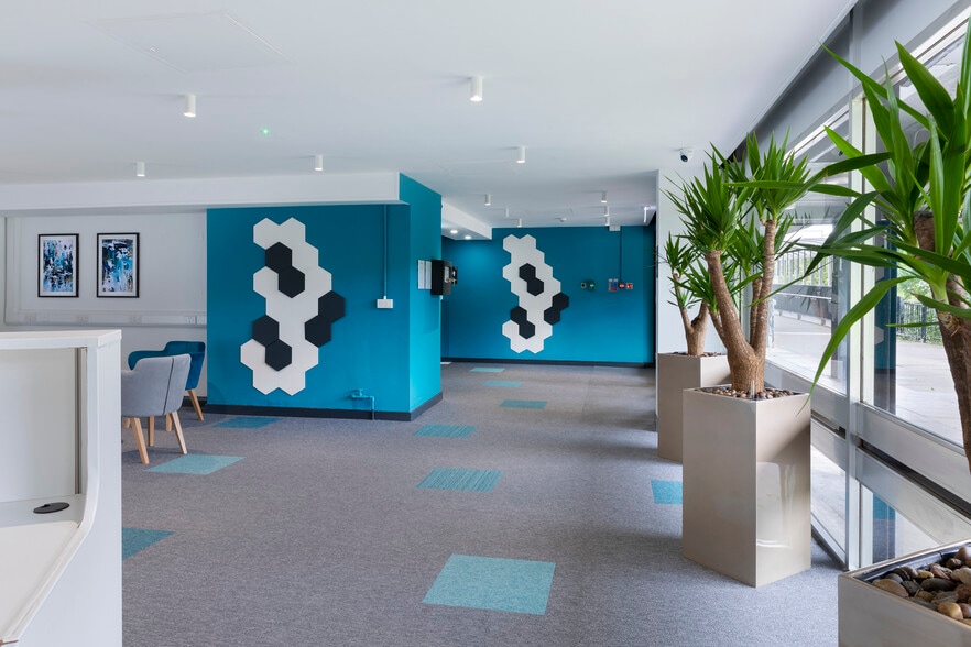 Southway, Skelmersdale to rent - Interior Photo - Image 2 of 26