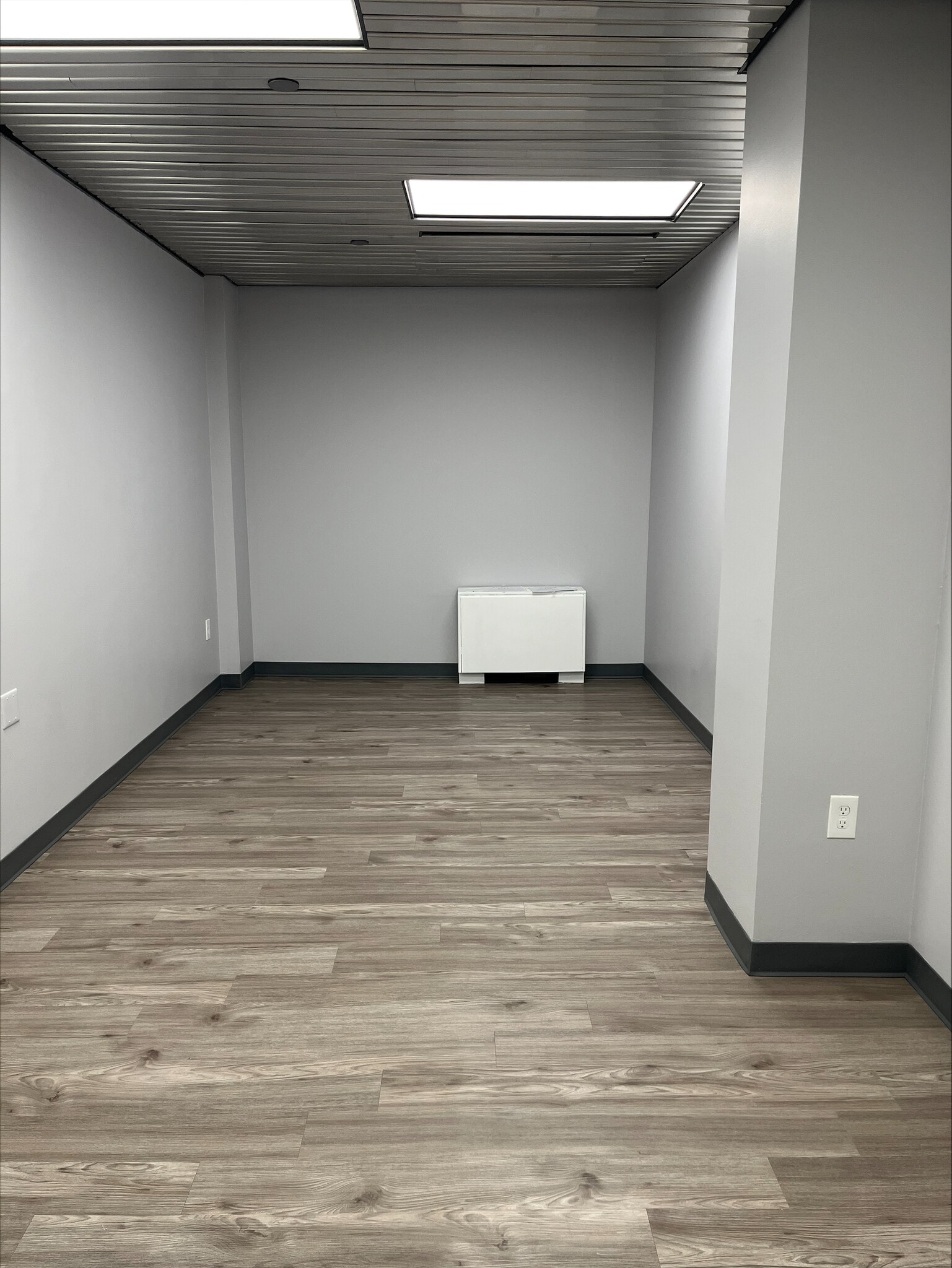 351-355 5th Ave, Pittsburgh, PA to rent Building Photo- Image 1 of 8