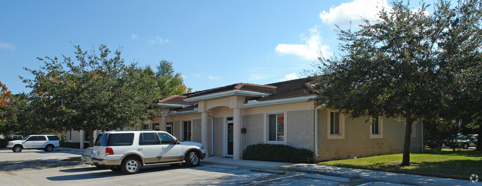 15711 Mapledale Blvd, Tampa, FL for sale - Building Photo - Image 2 of 4