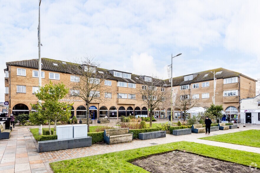 2-8A Colquhoun Sq, Helensburgh for sale - Primary Photo - Image 1 of 1