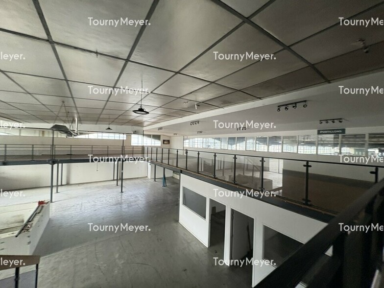 2 Avenue De La Gare, Portet-sur-Garonne to rent - Interior Photo - Image 3 of 7