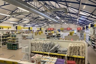 11 Causeway St, Kidwelly to rent Interior Photo- Image 2 of 2