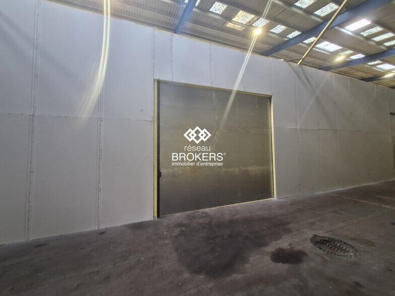 Industrial in Mitry Mory to rent - Interior Photo - Image 3 of 5