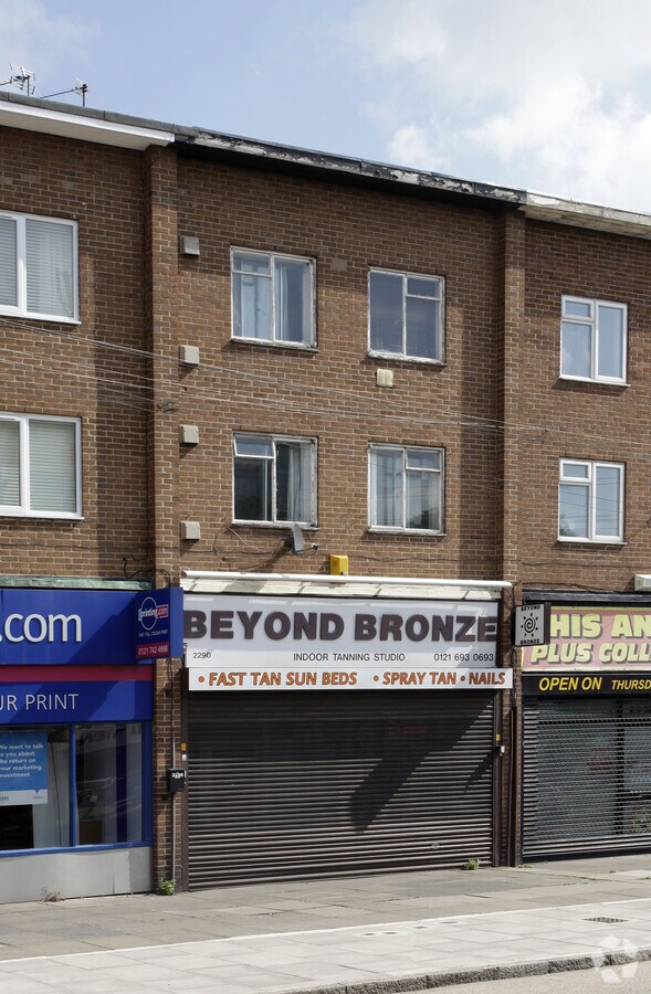 2290 Coventry Rd, Birmingham B26 3JR UK