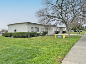 5431 Arnold Ave, Mcclellan, CA for rent Building Photo- Image 1 of 3