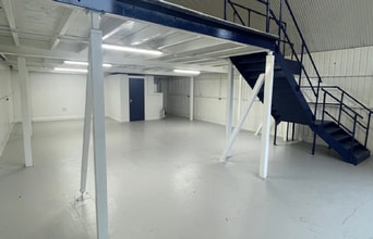 Paradise Row, London to rent Interior Photo- Image 2 of 5