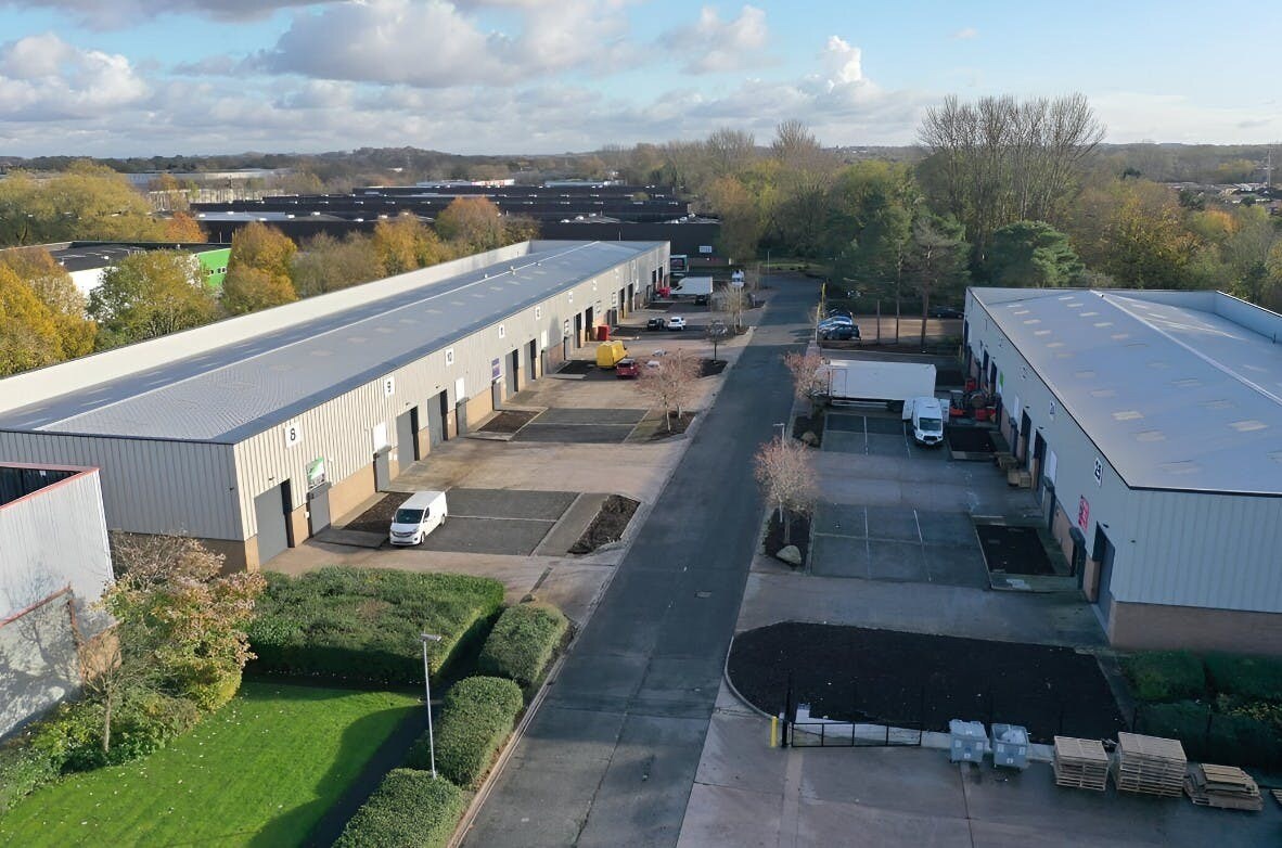 Hardwick Gran, Warrington to rent Building Photo- Image 1 of 29