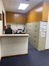 15301 W 87th Street Pky, Lenexa, KS for rent Building Photo- Image 2 of 8