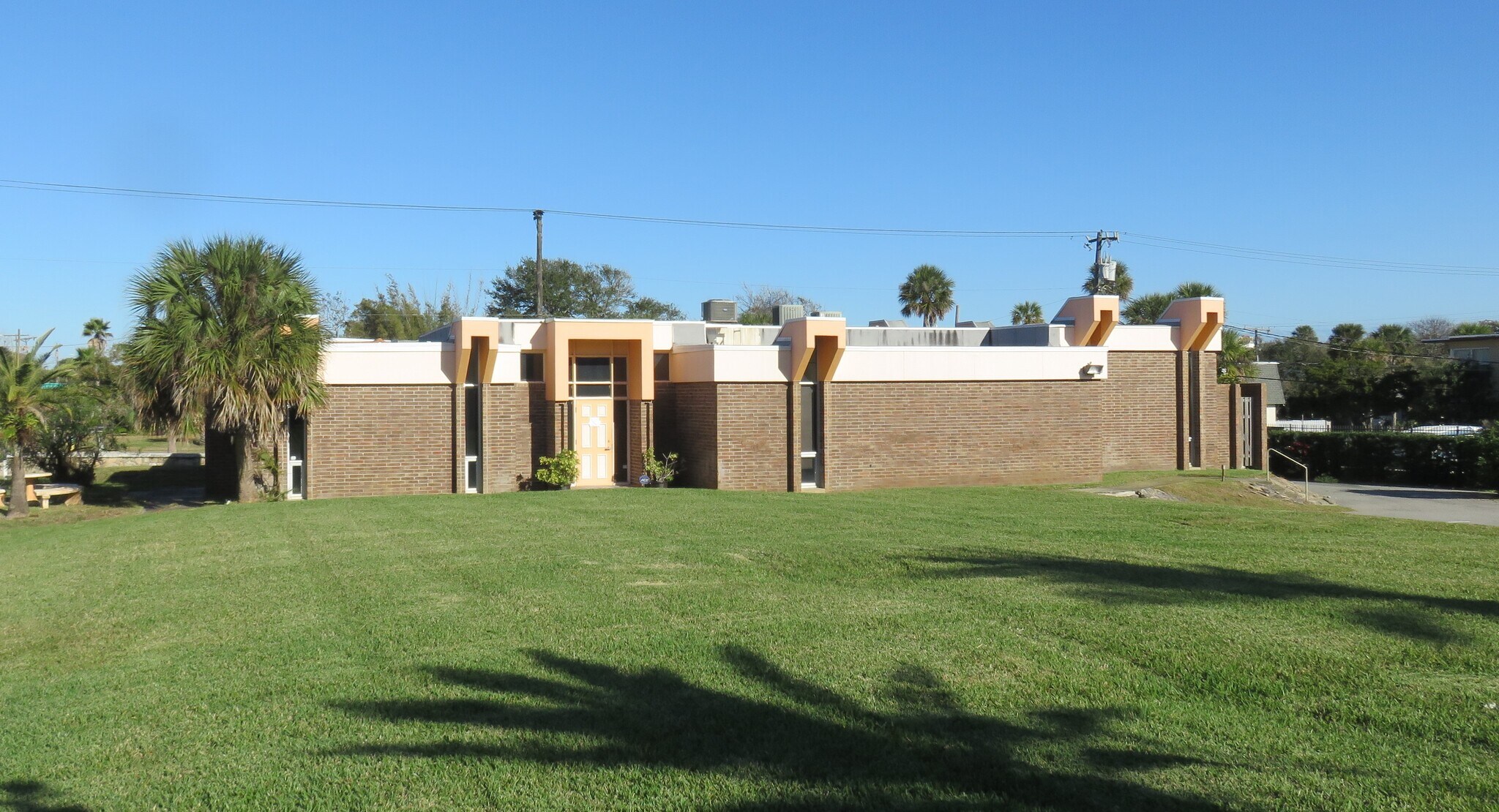 640 N Peninsula Dr, Daytona Beach, FL for sale Building Photo- Image 1 of 1