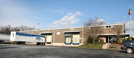 569 Industrial Dr, Lewisberry, PA for rent Primary Photo- Image 1 of 3