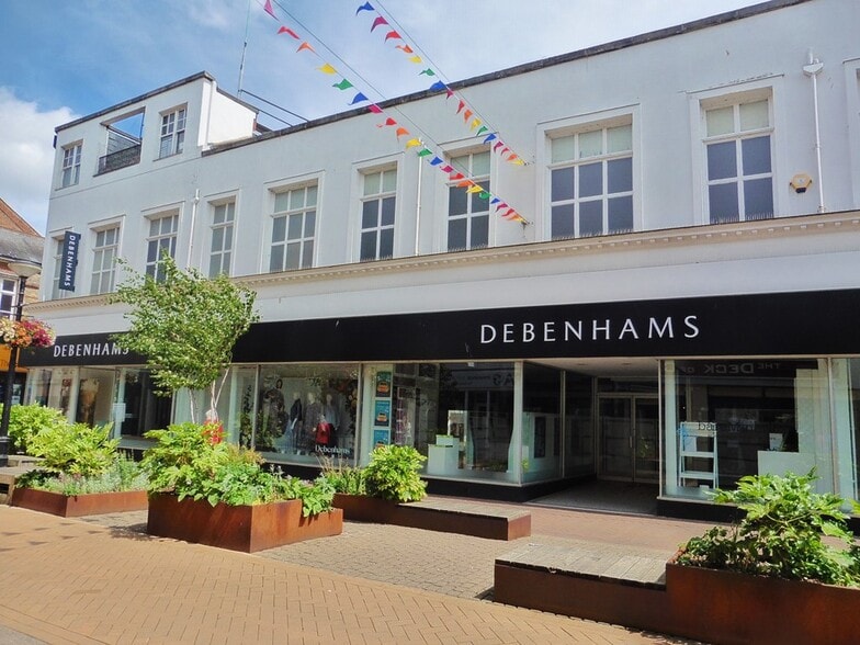 10-16 High St, Kings Lynn to rent - Building Photo - Image 2 of 3