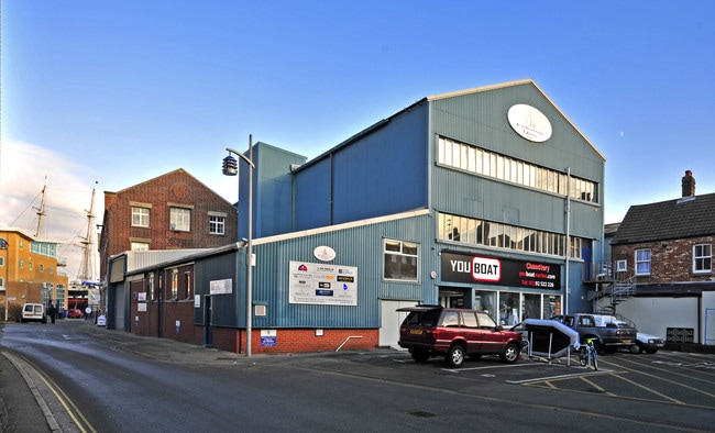 More details for 12 Mumby Rd, Gosport - Light Industrial to Rent