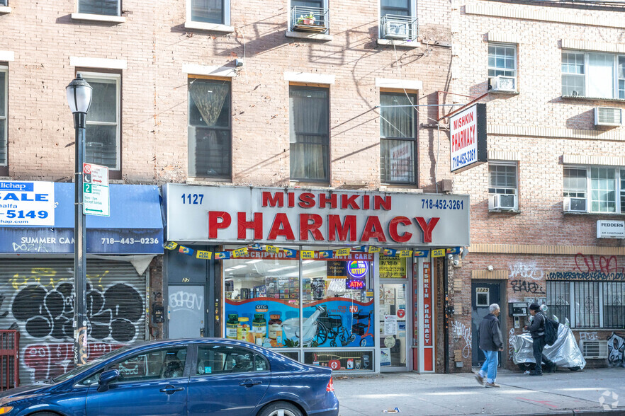 1127 Broadway, Brooklyn, NY for sale - Primary Photo - Image 1 of 1