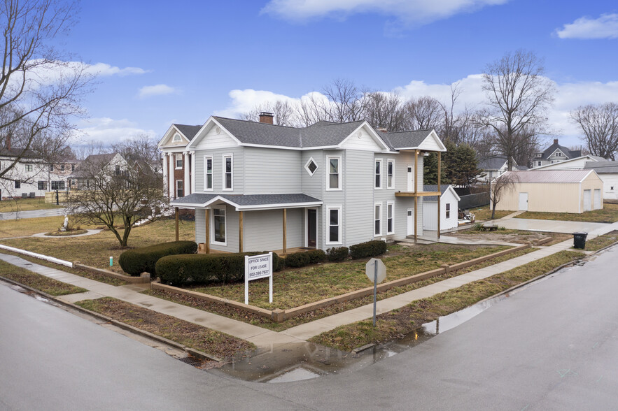 1091 Water St, Charlestown, IN for rent - Building Photo - Image 1 of 7