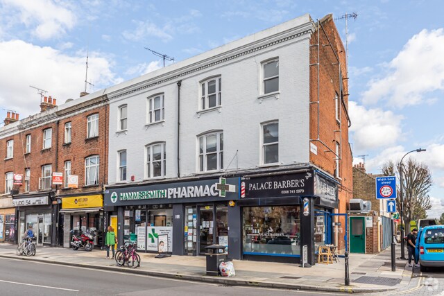 109-111C Fulham Palace Rd, London to rent - Primary Photo - Image 1 of 7