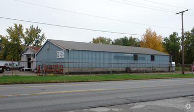 75 Mccartney Rd, Campbell, OH for sale Primary Photo- Image 1 of 11