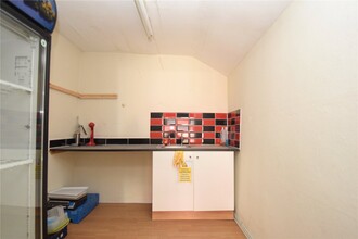 27 Huntriss Row, Scarborough for rent Interior Photo- Image 1 of 6