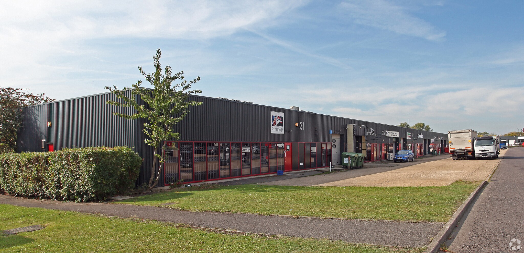 Edison Rd, Aylesbury for sale Primary Photo- Image 1 of 1