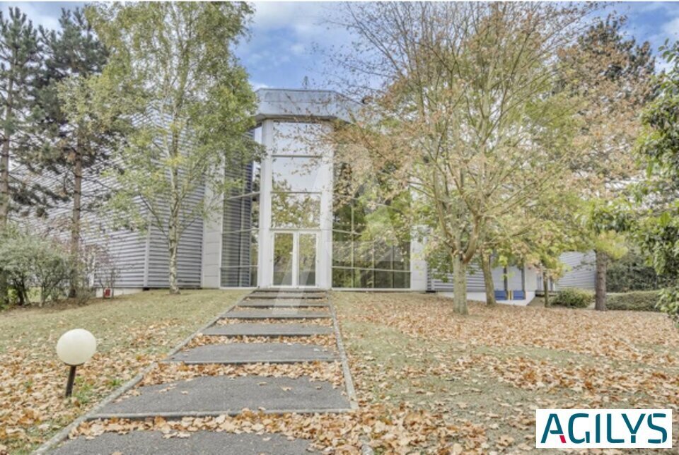 12 Rue Du Plessis Briard, Évry-Courcouronnes to rent Building Photo- Image 1 of 5