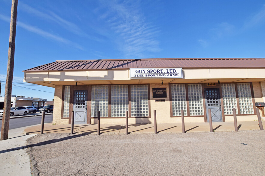 2701 Dixie, Odessa, TX for sale - Building Photo - Image 1 of 76