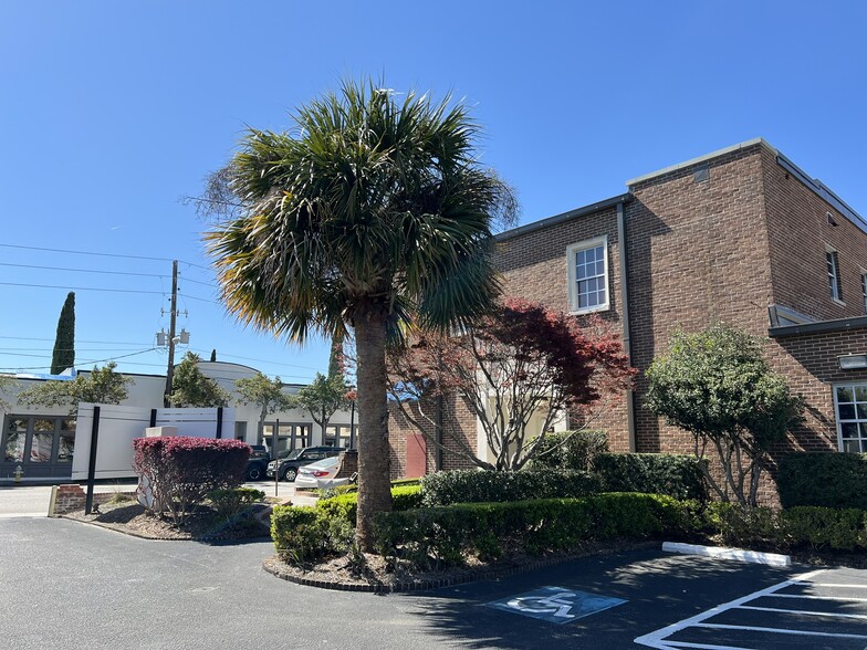 276 E Bay St, Charleston, SC for rent - Building Photo - Image 2 of 14