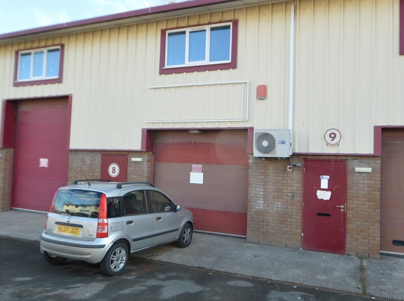 Clovelly Road Industrial Estate, Bideford for sale - Primary Photo - Image 1 of 1