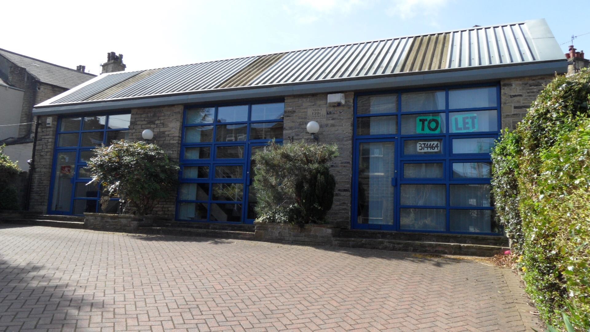 4-6 Crown Yard, Elland for sale Primary Photo- Image 1 of 1