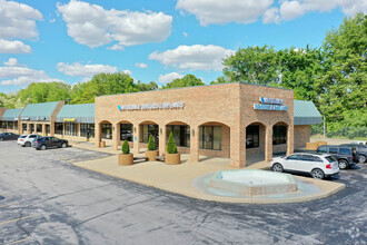 217-219 E Center Dr, Alton, IL for rent Building Photo- Image 1 of 7