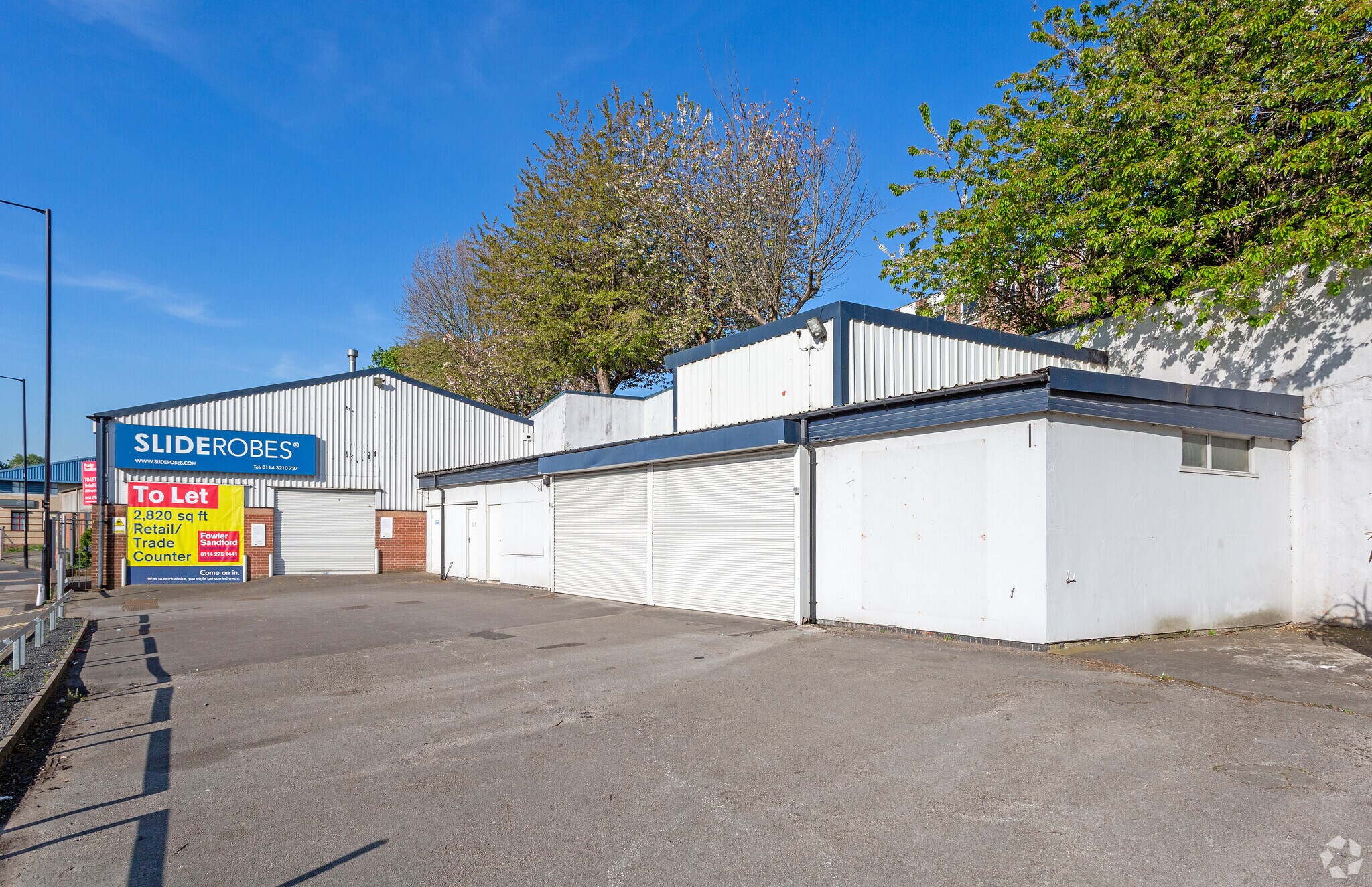 223 Meadowhall Rd, Sheffield for sale Primary Photo- Image 1 of 1