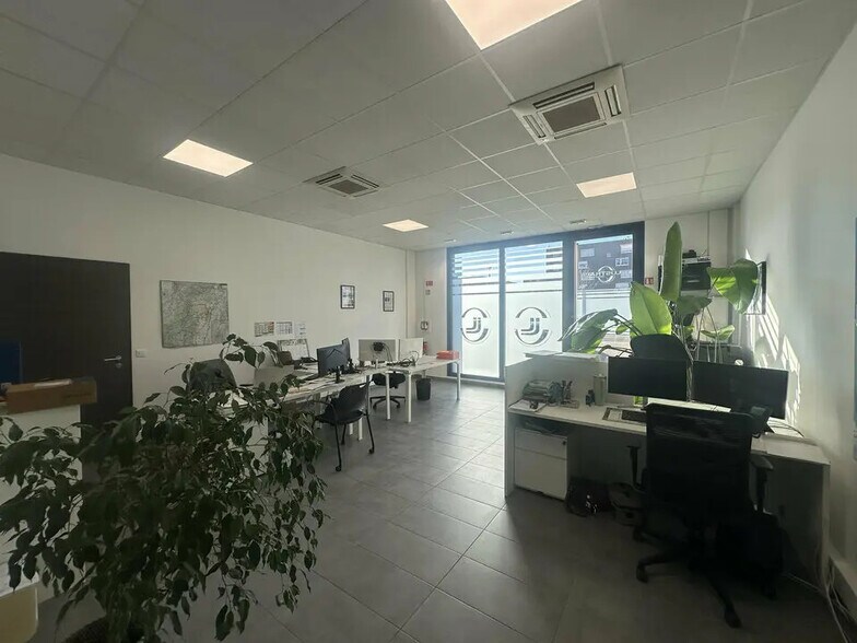 Office in Strasbourg to rent - Interior Photo - Image 2 of 7