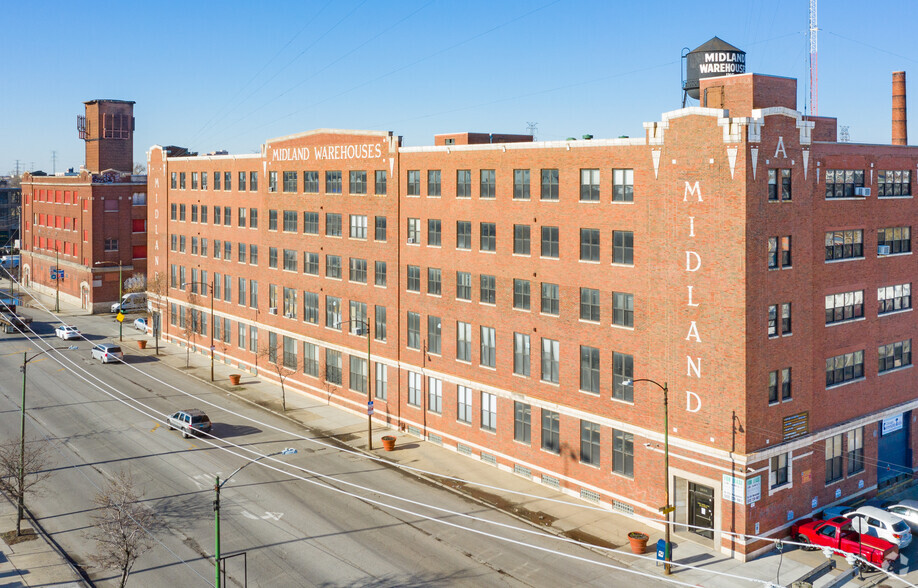 1500 S Western Ave, Chicago, IL for rent - Building Photo - Image 2 of 3