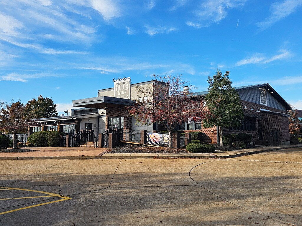 2 McBride and Son Center Dr, Chesterfield, MO for sale Building Photo- Image 1 of 2