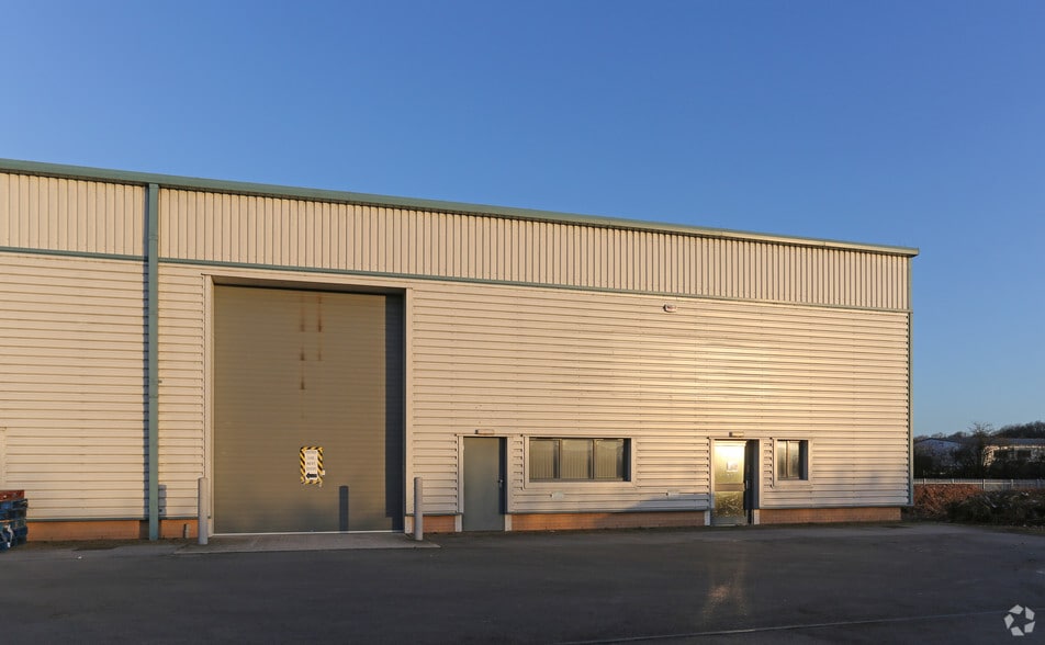 Sandars Rd, Gainsborough to rent - Building Photo - Image 2 of 8