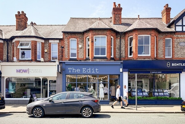 More details for 166 Ashley Rd, Altrincham - Retail to Rent