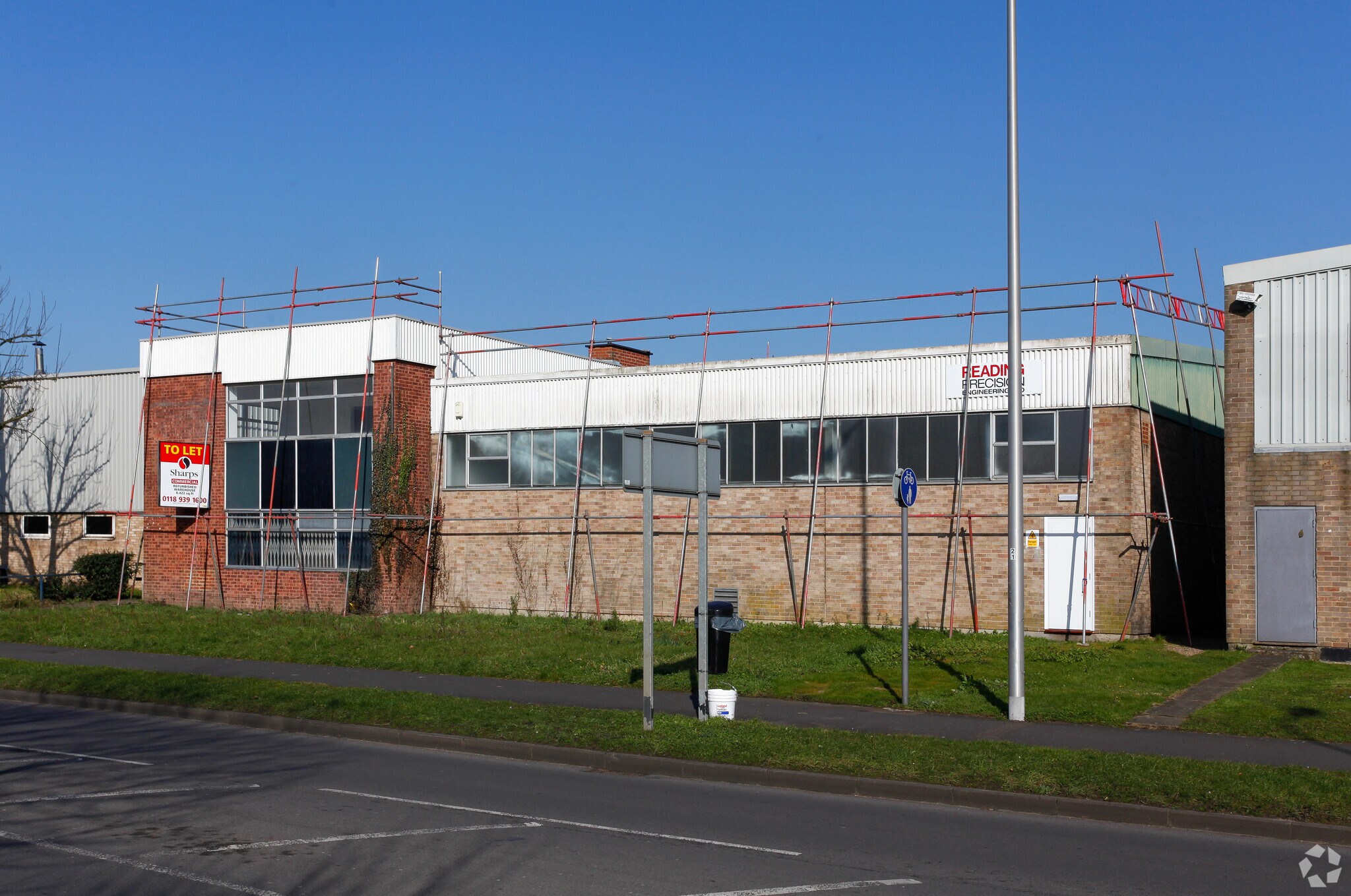 28 Portman Rd, Reading for sale Primary Photo- Image 1 of 1