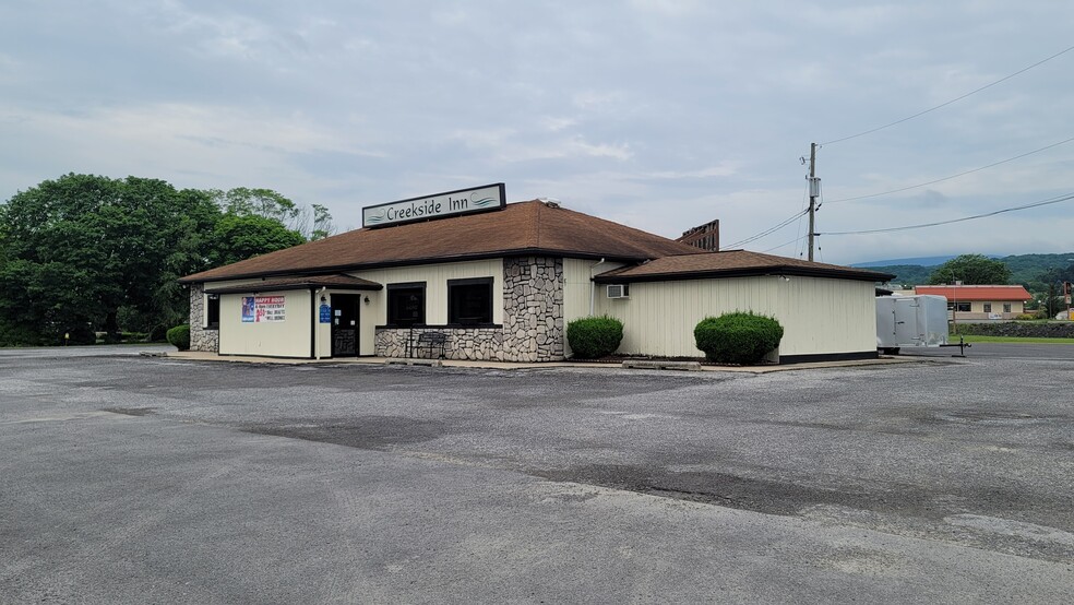 3059 Everett Rd, East Freedom, PA for sale - Building Photo - Image 1 of 1