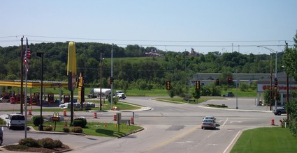 Farmdale Rd, East Peoria, IL for sale Building Photo- Image 1 of 1