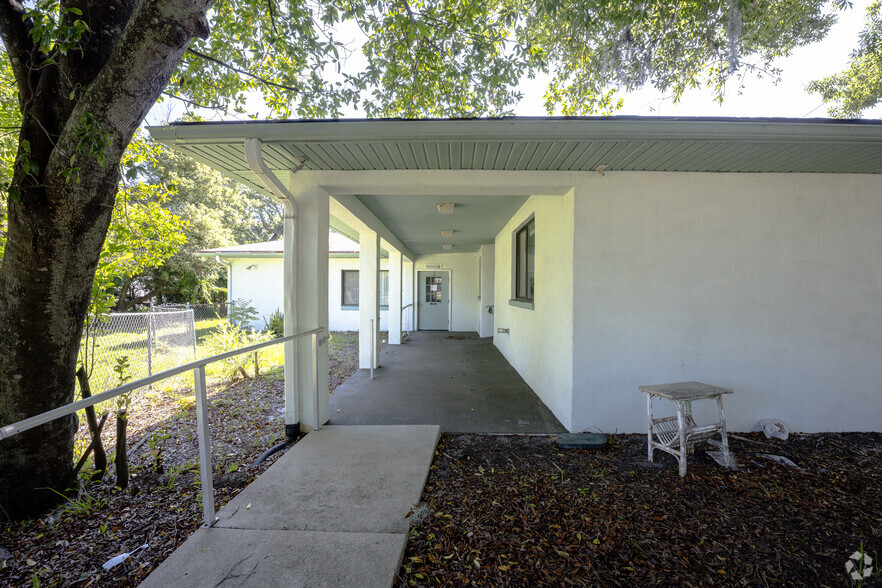 700 Beville Rd, Daytona Beach, FL for rent - Building Photo - Image 3 of 5