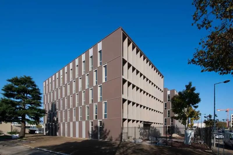 Office in Villeurbanne to rent Building Photo- Image 1 of 9