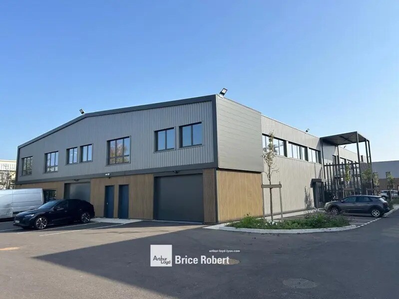 45 Rue Ampère, Chassieu to rent Building Photo- Image 1 of 36