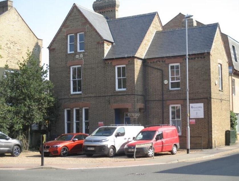 24 New St, St Neots for sale Primary Photo- Image 1 of 1